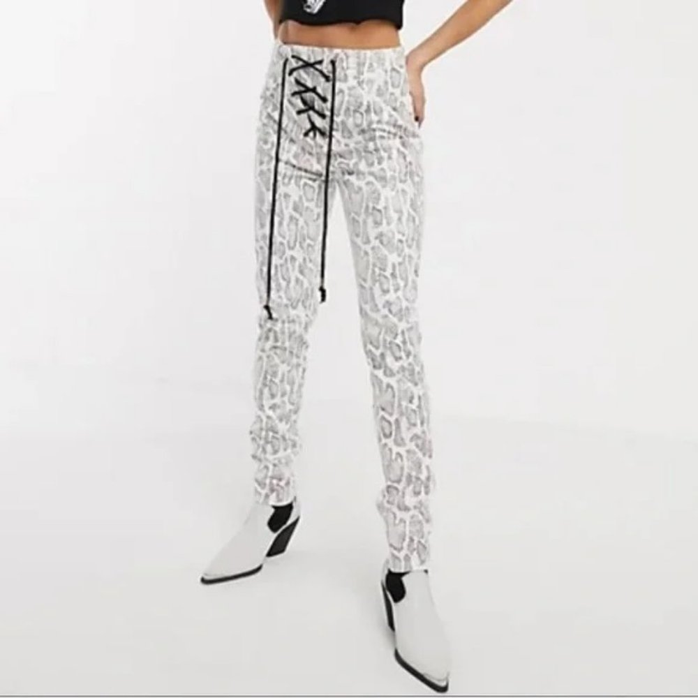 Jagger & Stone Hailey Snake Pants Size 2 Lace-up White Snake Print High Waist‎